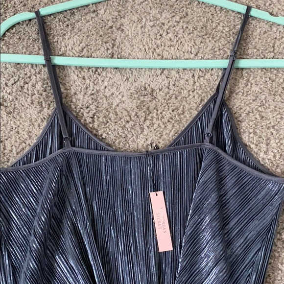 NWT Victoria’s Secret cami - Picture 7 of 7